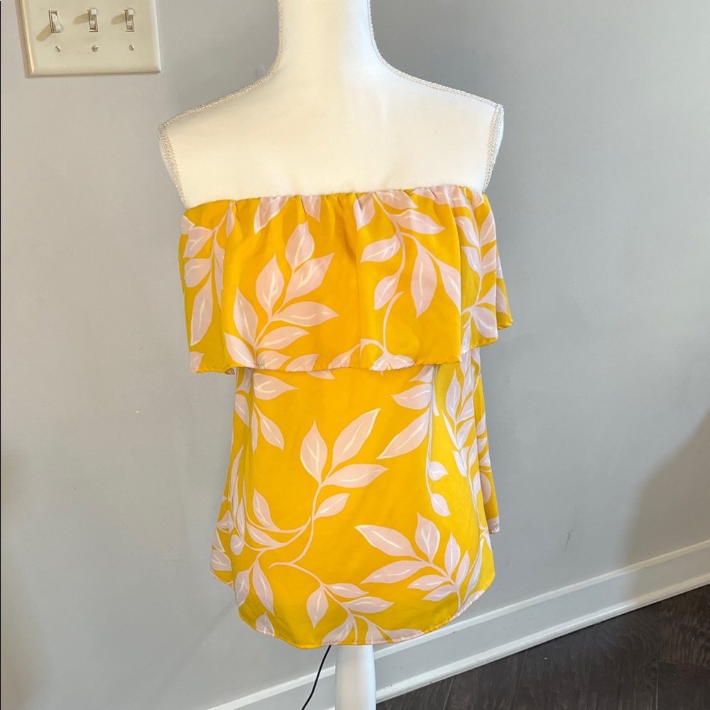 Pink Lily Yellow Leaf Print Off-Shoulder Top